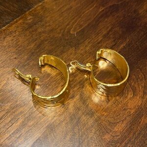 Escada Gold Tone Clip-on Earrings. EUC